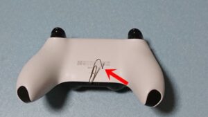 ps5コントローラーの裏面リセット